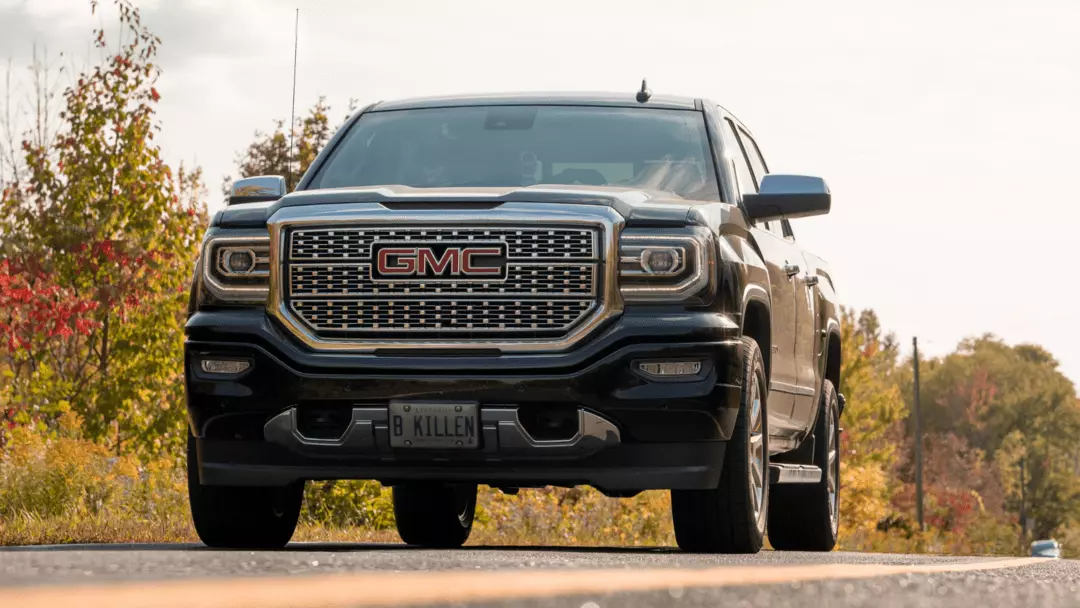 what does slt stand for gmc